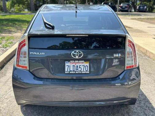 2012 Toyota Prius Two
