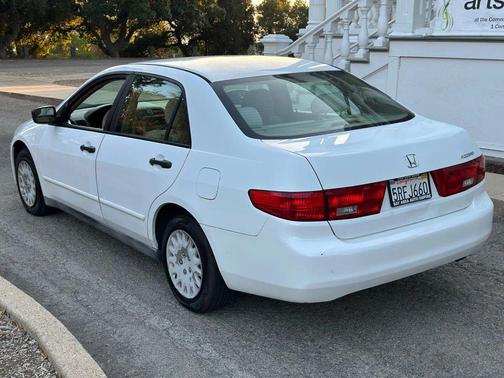 2005 Honda Accord DX