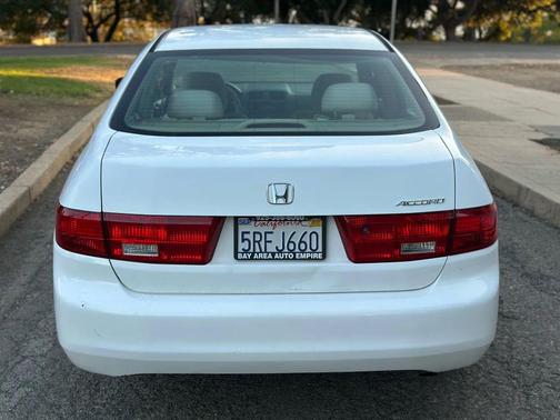 2005 Honda Accord DX