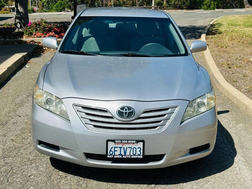 Classic Silver Metallic 2008 Toyota Camry LE