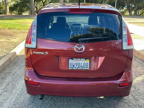 2010 Mazda Mazda5 Sport