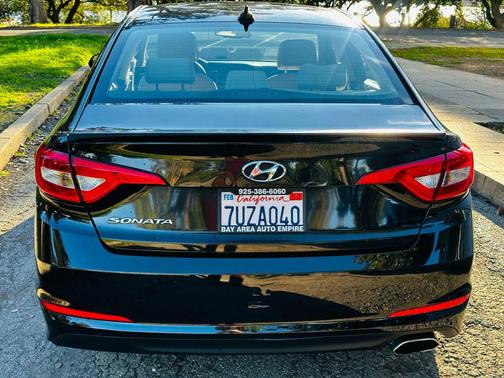 2016 Hyundai SONATA SE