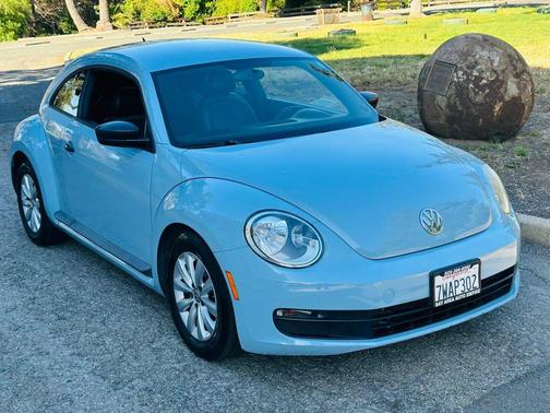 Denim Blue 2015 Volkswagen Beetle 1.8T