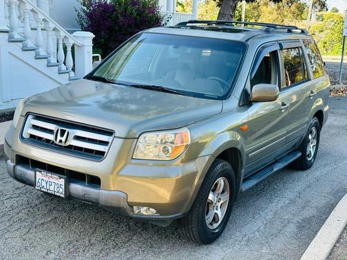 Gray 2008 Honda Pilot EX-L