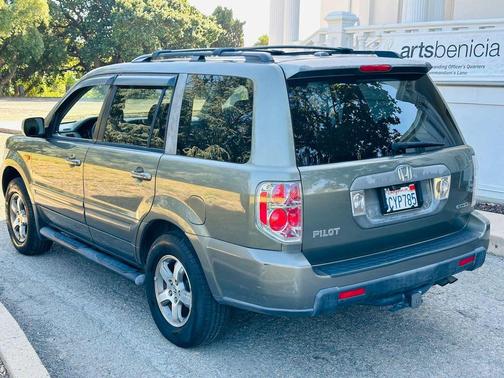 Gray 2008 Honda Pilot EX-L