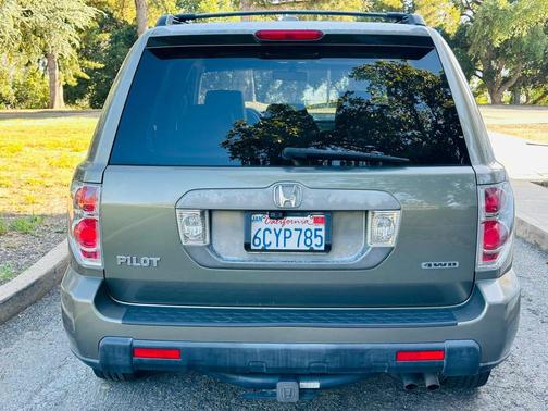 Gray 2008 Honda Pilot EX-L