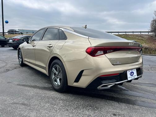 2022 Kia K5 LXS