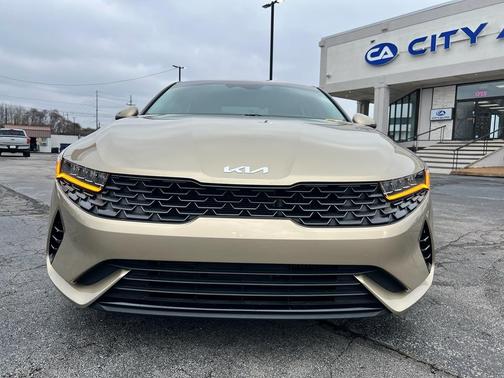 2022 Kia K5 LXS