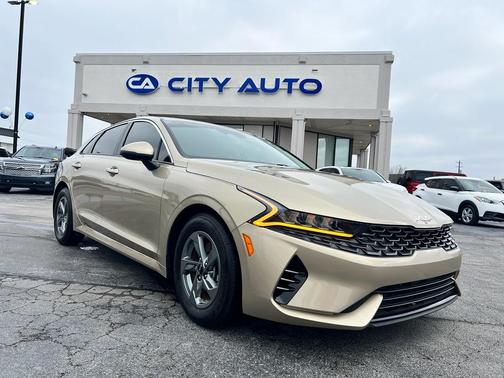 2022 Kia K5 LXS