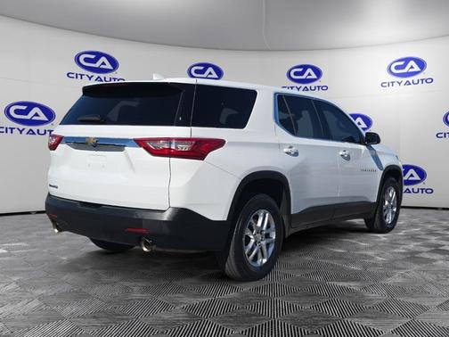 2021 Chevrolet Traverse LS