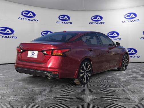 2021 Nissan Altima 2.5 SR