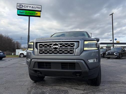 2023 Nissan Frontier SV