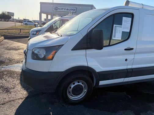 2018 Ford Transit-250 Base