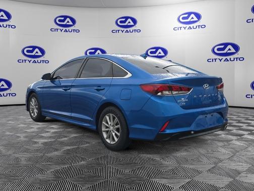 2018 Hyundai SONATA SE