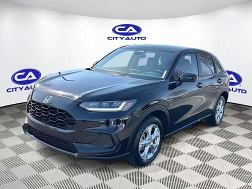 Crystal Black Pearl 2024 Honda HR-V LX