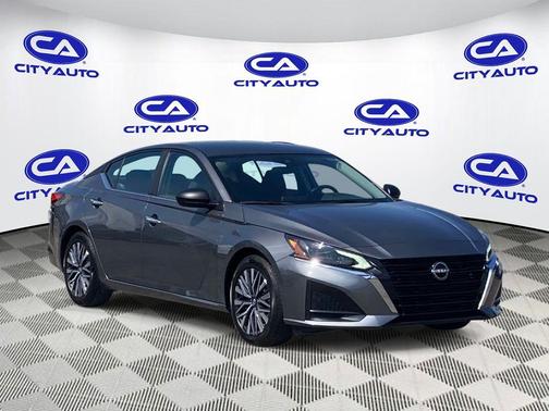 Gun Metallic 2025 Nissan Altima SV