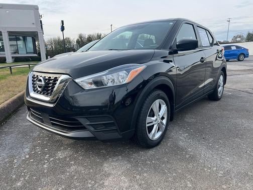 2020 Nissan Kicks S