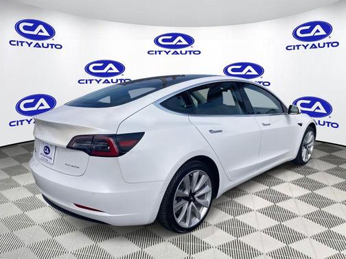 Pearl White Multi 2019 Tesla Model 3 Long Range