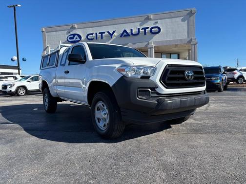 2022 Toyota Tacoma SR