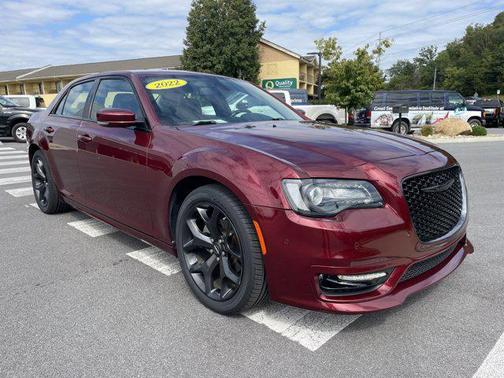 2022 Chrysler 300 Touring