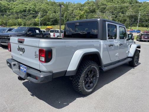 2023 Jeep Gladiator Willys 4x4