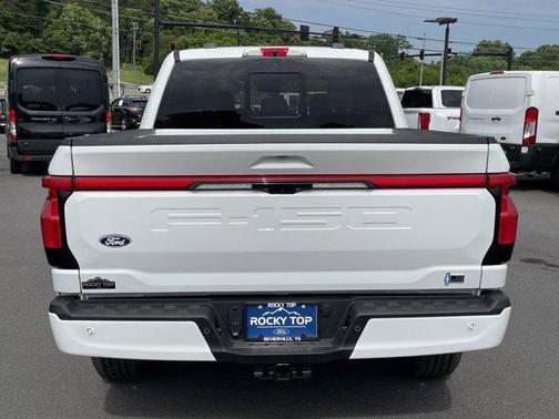2025 Ford F-150 Lightning LARIAT