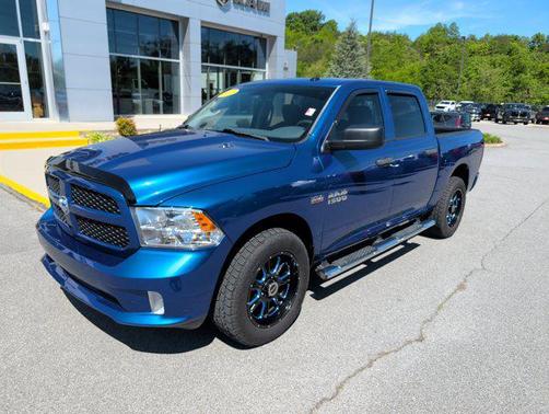 Blue Streak Pearlcoat 2017 RAM 1500 Express