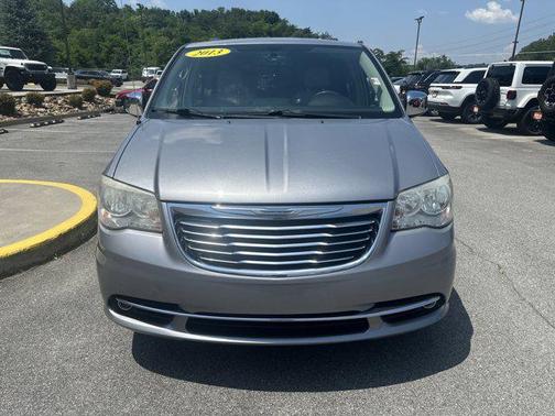 2013 Chrysler Town & Country Touring-L