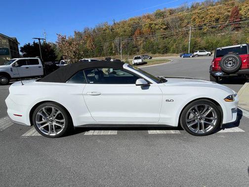 2023 Ford Mustang GT Premium