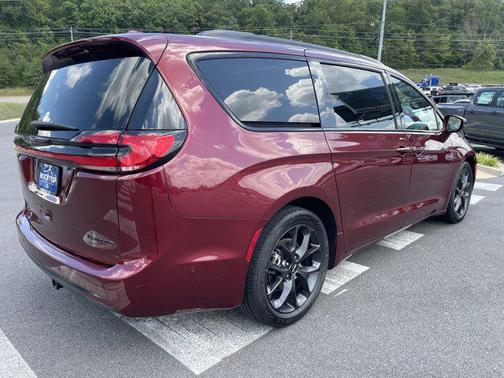 2022 Chrysler Pacifica Limited
