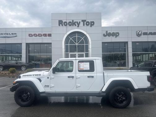 Bright White Clearcoat 2025 Jeep Gladiator High Tide