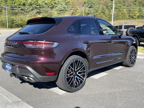 2023 Porsche Macan S