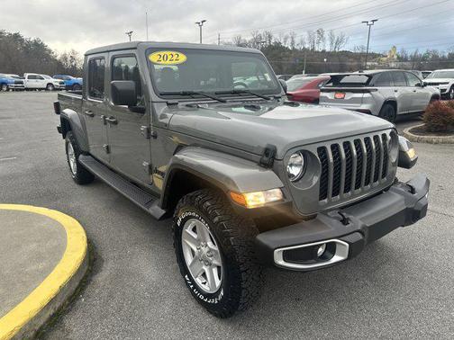 2022 Jeep Gladiator Sport S