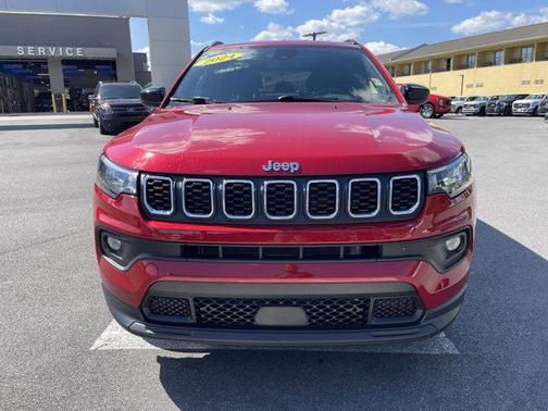 2024 Jeep Compass Latitude Lux