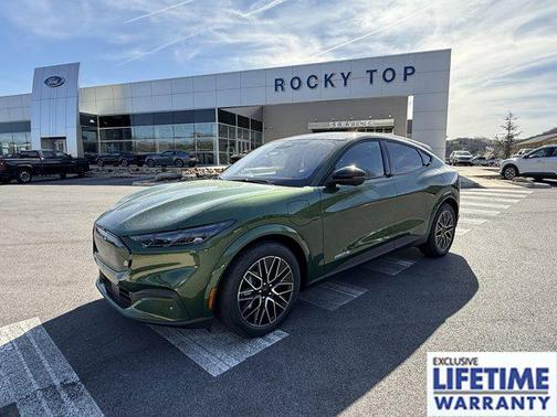 Eruption Green Metallic 2026 Ford Mustang Mach-E Premium