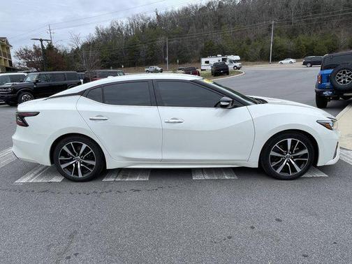 2023 Nissan Maxima SV Xtronic CVT