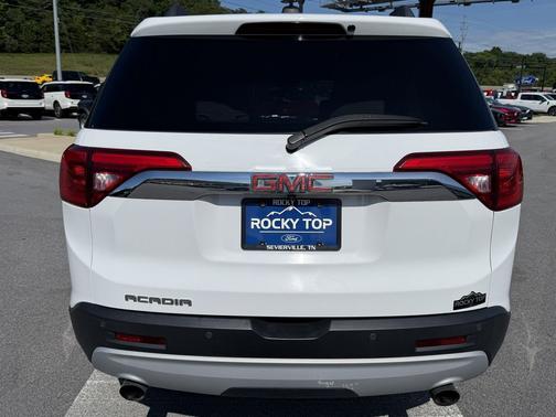 Summit White 2018 GMC Acadia SLT-1