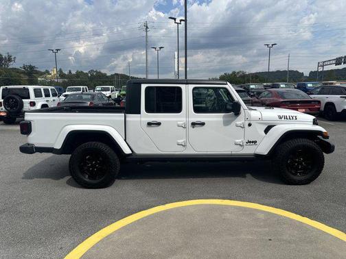 2021 Jeep Gladiator Willys 4x4