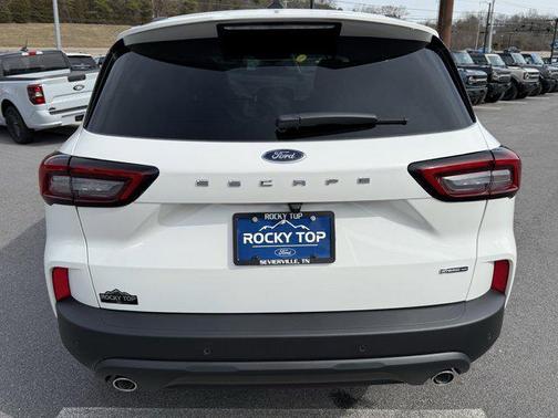 2026 Ford Escape ST-Line Select