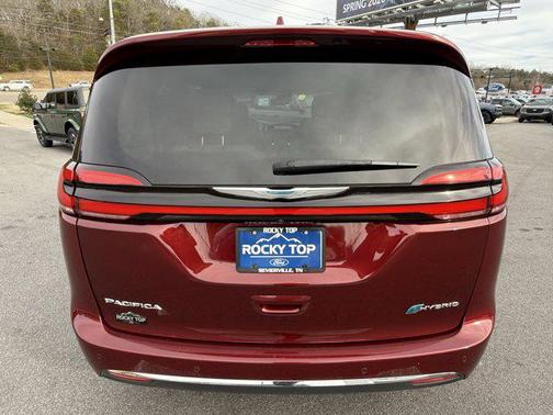 2021 Chrysler Pacifica Hybrid Touring L