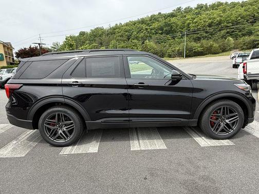 Agate Black Metallic 2026 Ford Explorer ST