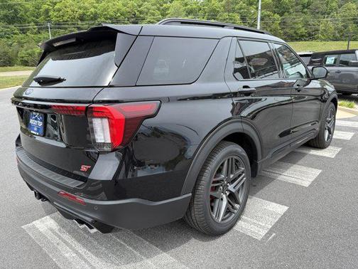 Agate Black Metallic 2026 Ford Explorer ST