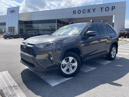 2020 Toyota RAV4 Hybrid XLE