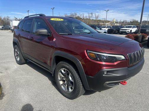 2019 Jeep Cherokee Trailhawk