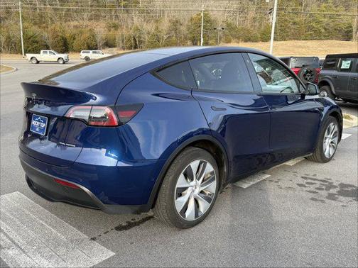 2022 Tesla Model Y Long Range Dual Motor All-Wheel Drive