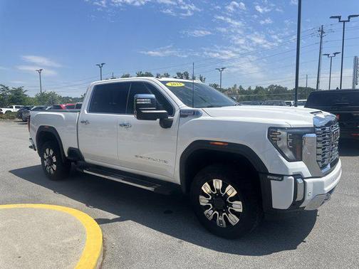 Summit White 2025 GMC Sierra 2500 Denali