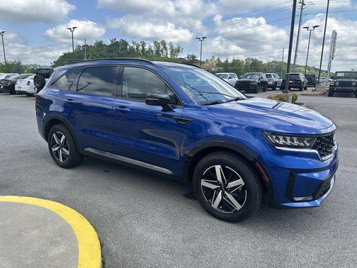 2023 Kia Sorento S