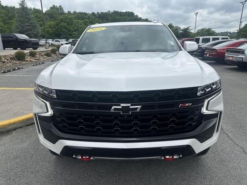Iridescent Pearl Tricoat 2024 Chevrolet Tahoe 4WD Z71