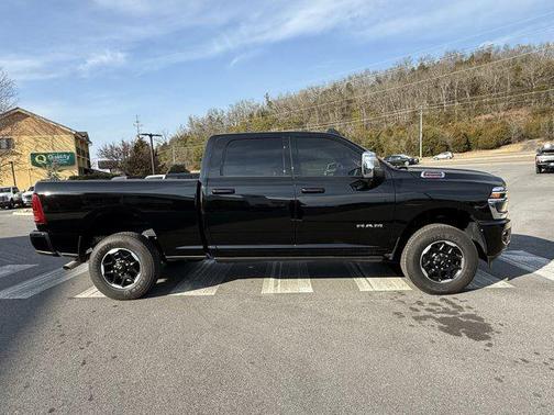 2025 RAM 2500 Laramie Crew Cab 4x4 6'4' Box