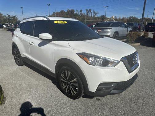 2020 Nissan Kicks SV